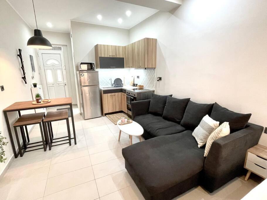 Urban Loft Downtown At Zakinthos Centre Apartment ไซคิย์นธอสทาวน์ ภายนอก รูปภาพ