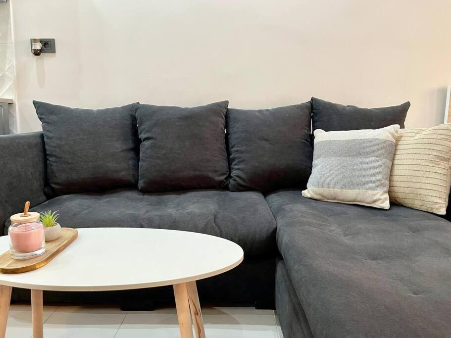 Urban Loft Downtown At Zakinthos Centre Apartment ไซคิย์นธอสทาวน์ ภายนอก รูปภาพ